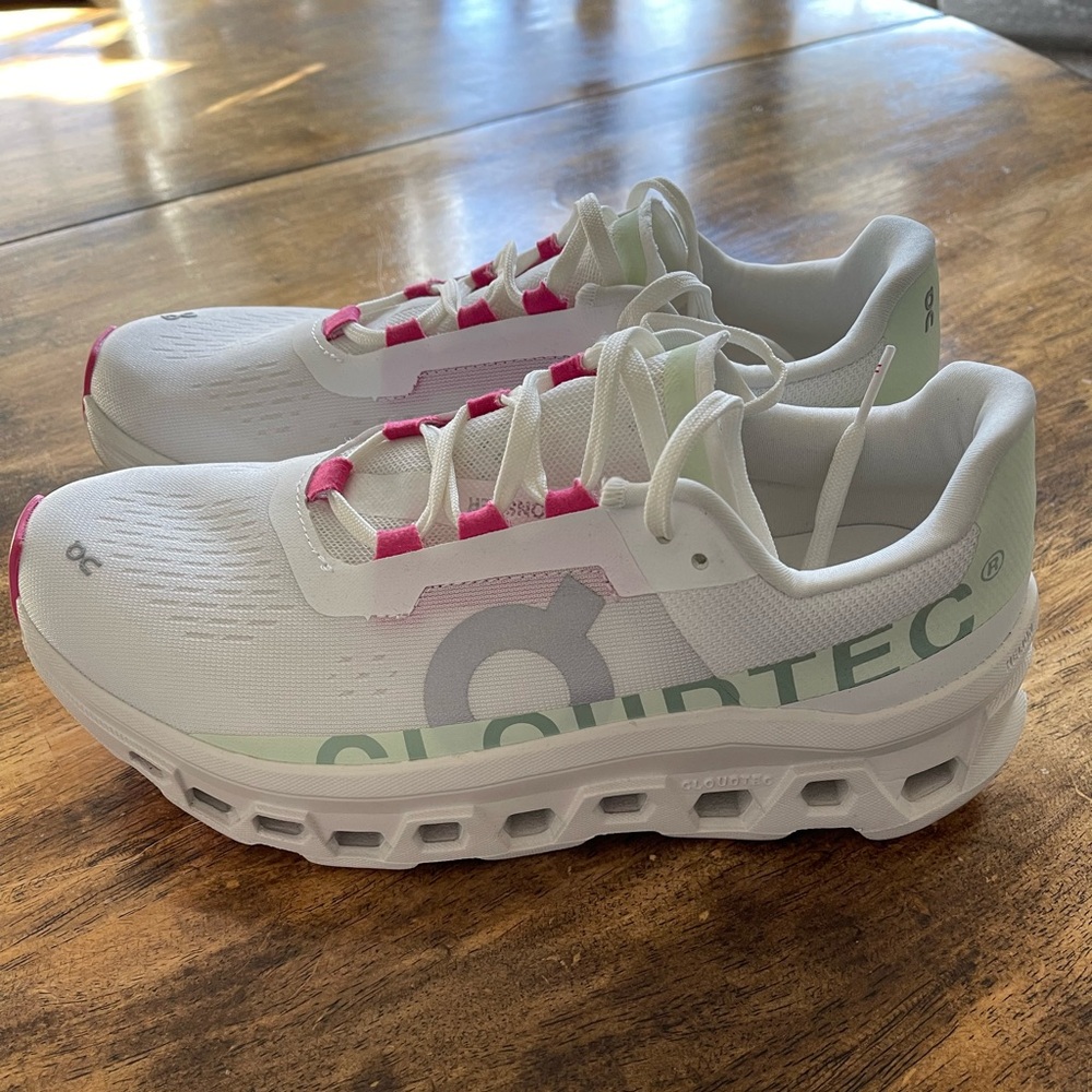 ON Women’s CloudMonster Running Shoes 9.5 White Pink Green